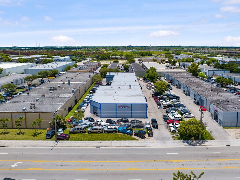 More Photos Of 12468-12470 SW 128th St, Miami Service For Sale