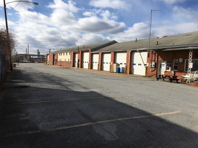 Primary Photo Of 418 Market St, Marcus Hook Warehouse For Sale