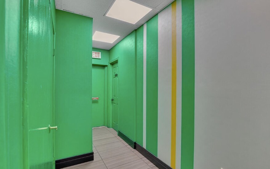 More Photos Of 942 Washington St, Middletown Fast Food For Sale