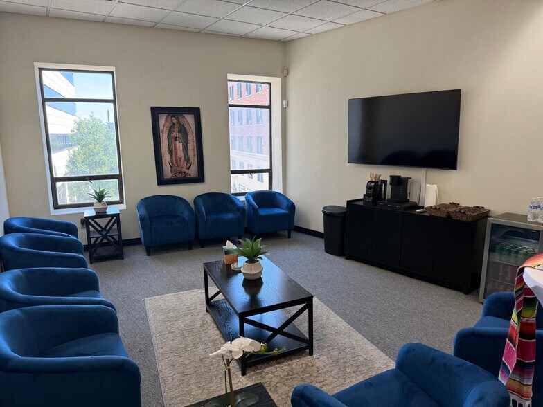 More Photos Of 100 Jefferson Ave, Elizabeth Office For Lease