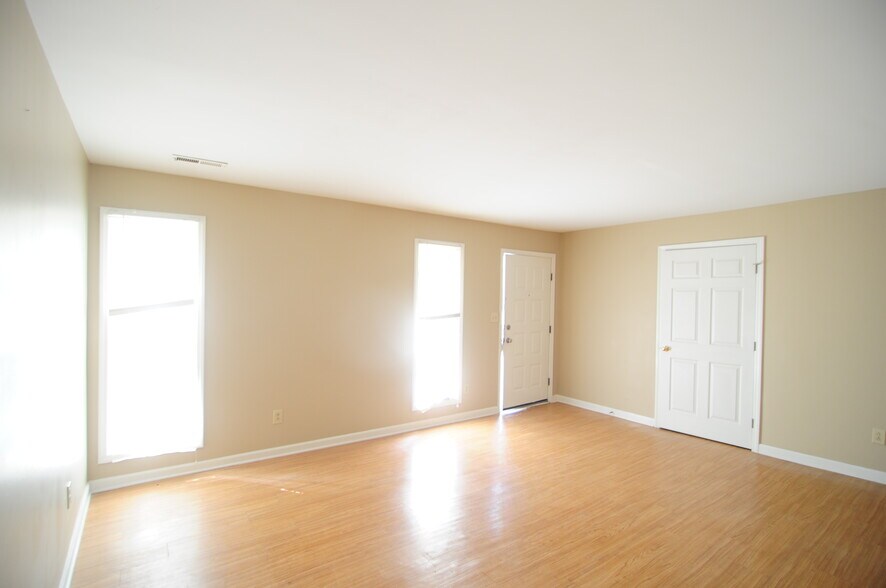 More Photos Of , Huntsville Multifamily For Sale