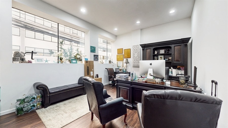 More Photos Of 26-32 Bond St, Westbury Loft Creative Space For Sale