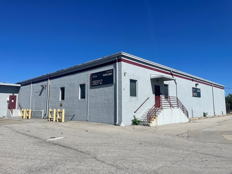 More Photos Of 1002 E 25th St, Indianapolis Manufacturing For Lease