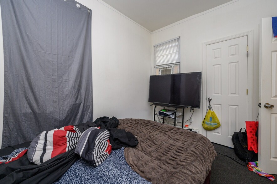 More Photos Of 200 Central Ave, Hackensack Storefront Retail Residential For Sale