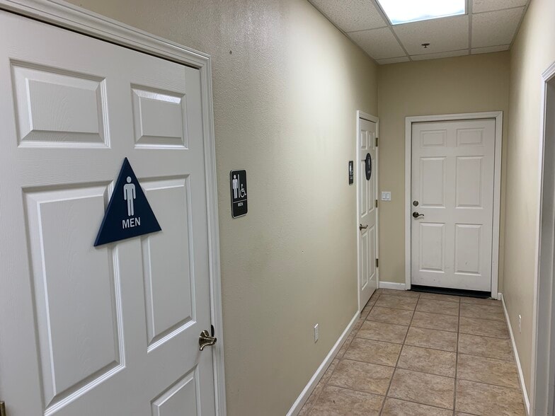 More Photos Of 195-197 D'Arcy Pkwy, Lathrop Manufacturing For Lease