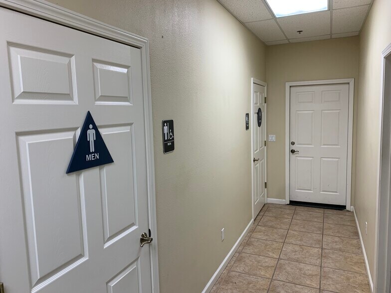 More Photos Of 195-197 D'Arcy Pkwy, Lathrop Manufacturing For Sale