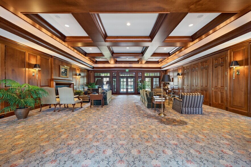 More Photos Of 1461 Highway EE, Winfield Specialty For Sale