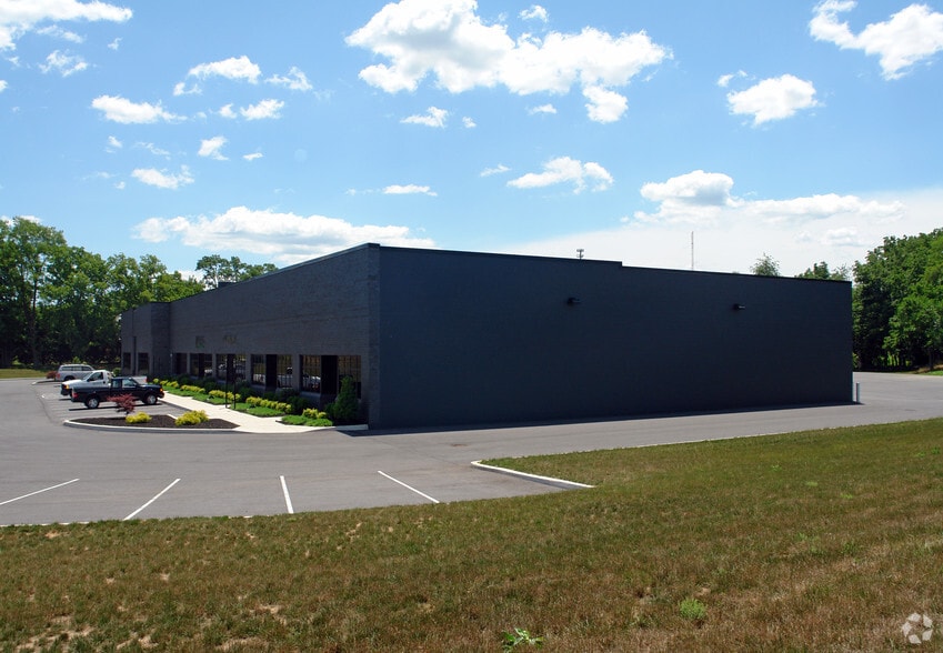 More Photos Of 221 McRand Ct, Hagerstown Light Distribution For Sale