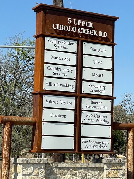 More Photos Of 5 Upper Cibolo Creek Rd, Boerne Light Manufacturing For Lease