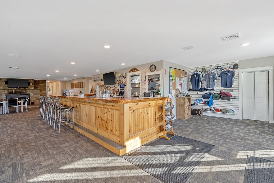 More Photos Of 5471 Telephone Rd, Cincinnatus Sports And Entertainment For Sale