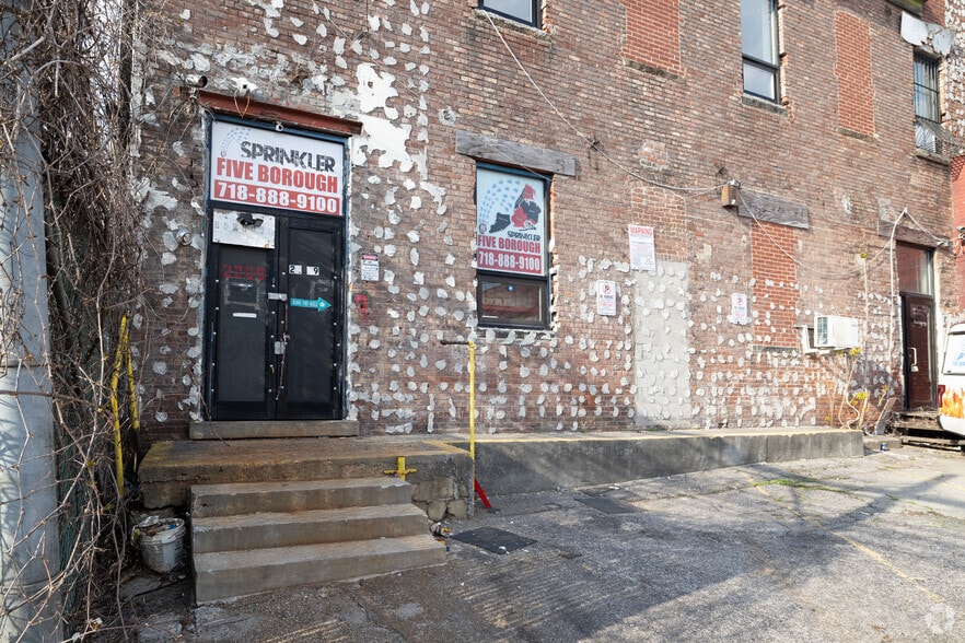 More Photos Of 2201 121st St, College Point Industrial For Lease