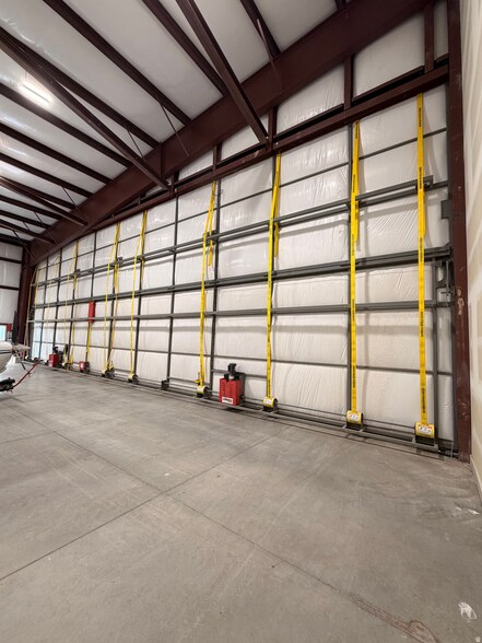 More Photos Of 2050 N 300 W, Spanish Fork Airplane Hangar For Sale