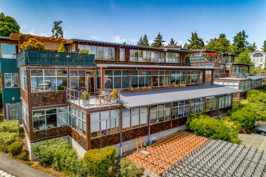 More Photos Of 175 Parfitt Way, Bainbridge Island Office For Sale
