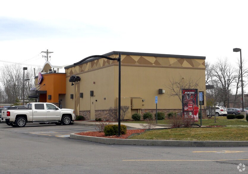 More Photos Of 850 N Green St, Brownsburg Fast Food For Sale