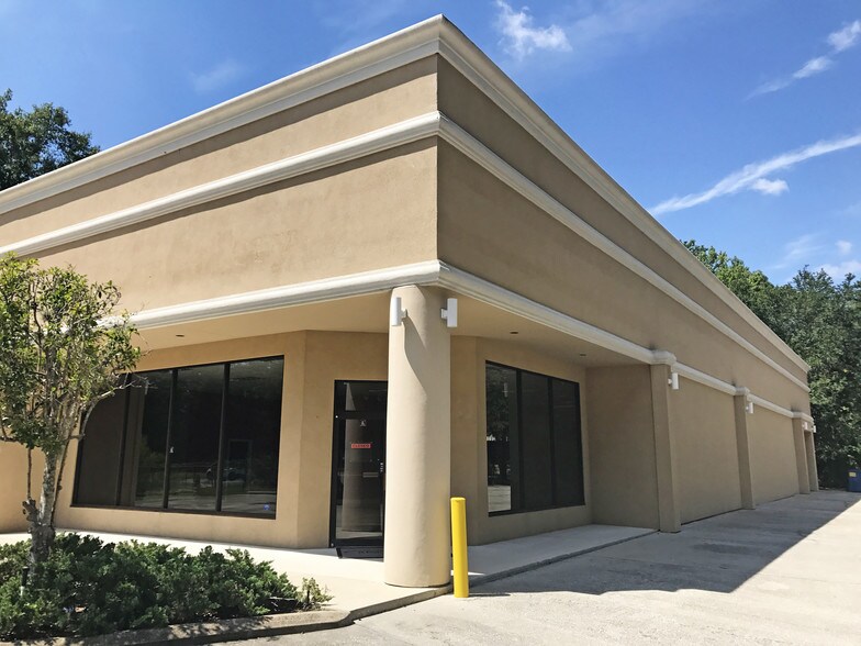 More Photos Of 8590 Philips Hwy, Jacksonville Freestanding For Lease