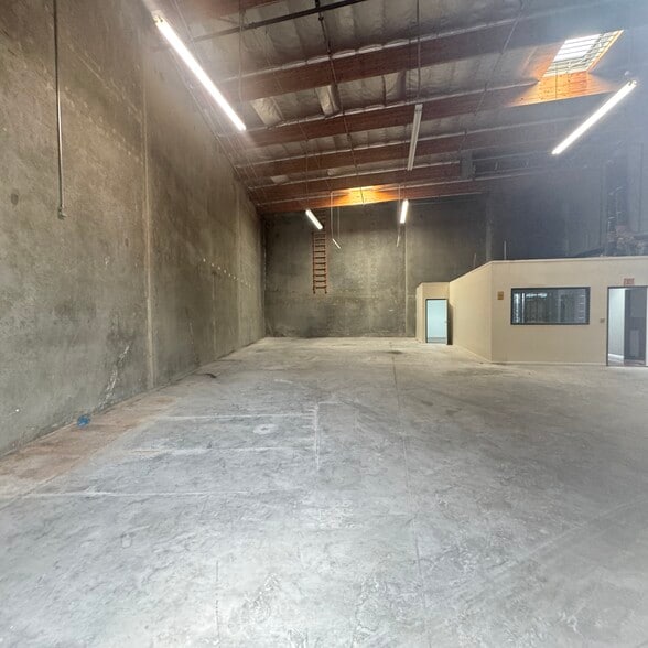 More Photos Of 10172 Olney St, El Monte Warehouse For Sale