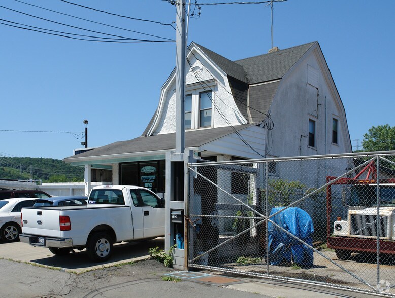 More Photos Of 101 Nepperhan Ave, Elmsford Service For Lease