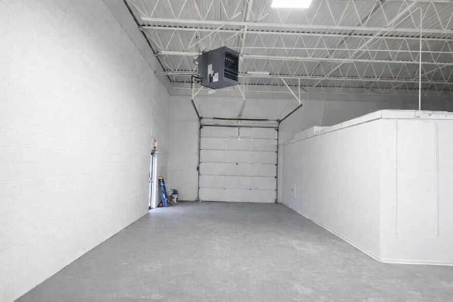 More Photos Of 22783-22823 Heslip Dr, Novi Unknown For Lease