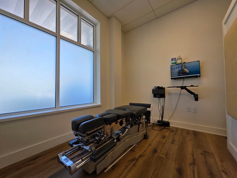 More Photos Of 61 Riverwalk Blvd, Ridgeland Storefront Retail Office For Lease