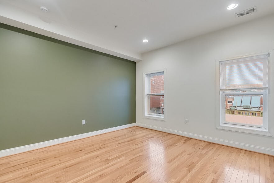 More Photos Of 2307 18th St NW, Washington Storefront Retail Residential For Sale