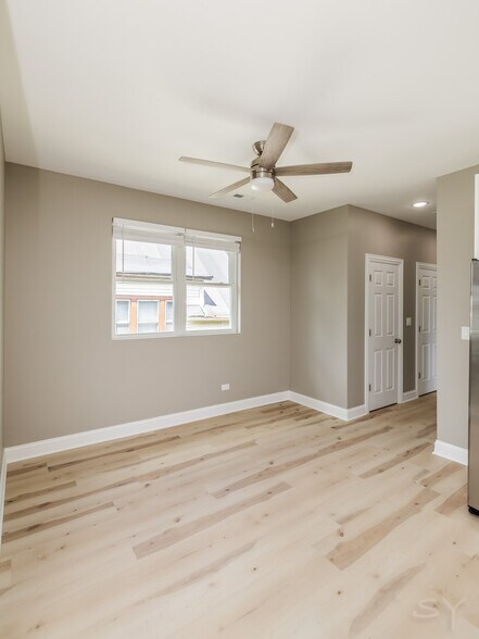 More Photos Of 623 Hamlin Ave, Chicago Apartments For Sale