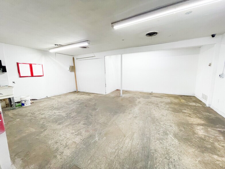 More Photos Of 1201 E 50th St, Lubbock Warehouse For Lease