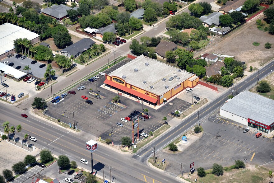 More Photos Of 901 N Raul Longoria Rd, San Juan Storefront For Lease