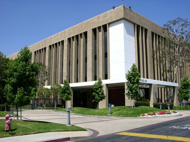 More Photos Of 3121 Skypark Dr, Torrance Research And Development For Lease