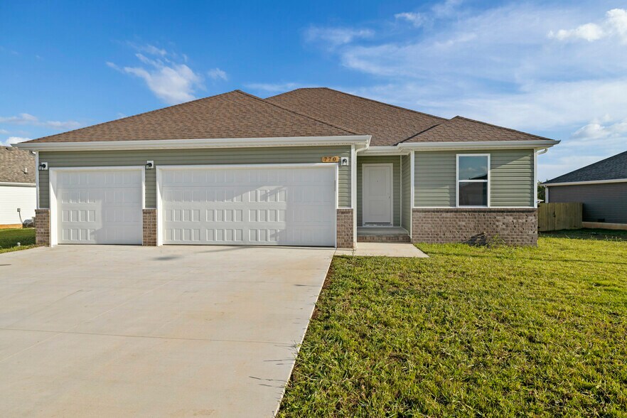 More Photos Of 1234 S Choctaw Rd, Republic Apartments For Sale