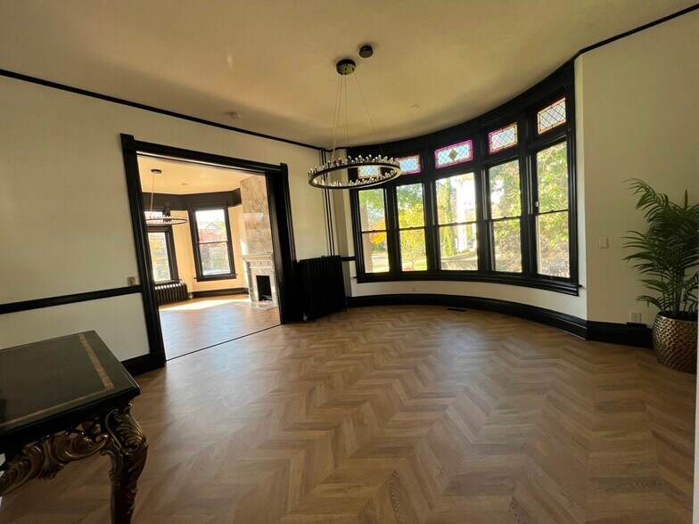 More Photos Of 100 W Main St, Boise Office Residential For Lease