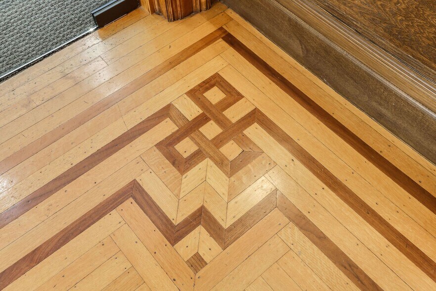 More Photos Of 4588 S Park Ave, Hamburg Office Residential For Sale