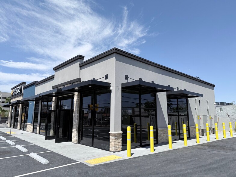 More Photos Of 4856 S Maryland Pky, Las Vegas Freestanding For Lease