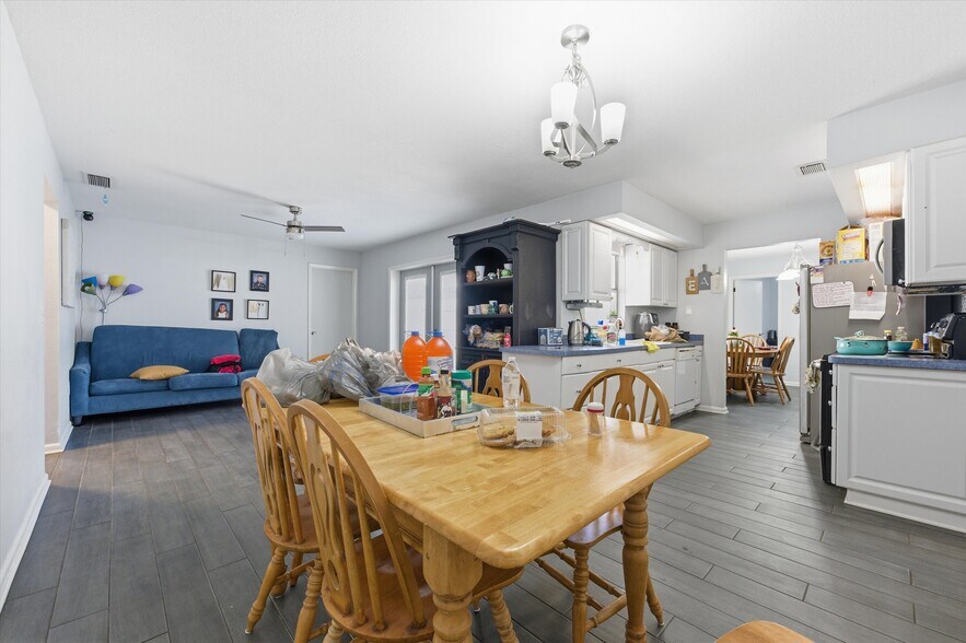 More Photos Of 6104 Polk Ave, Lakeland Religious Facility For Sale