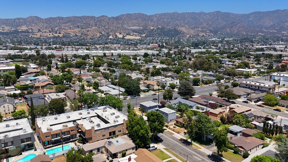 More Photos Of 1138 N Parish Pl, Burbank Apartments For Sale