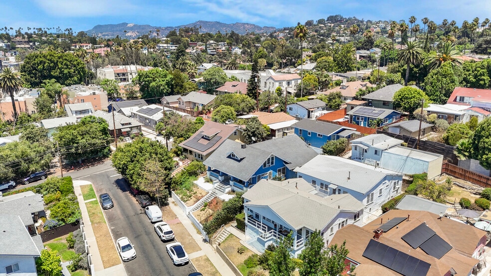More Photos Of 2531 Elsinore St, Los Angeles Multifamily For Sale