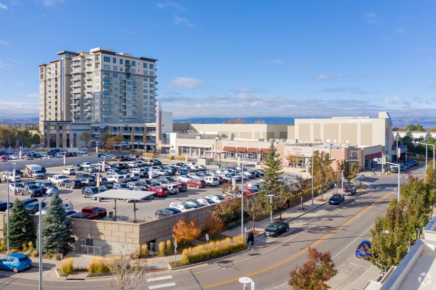 More Photos Of 5345-5425 Landmark Pl, Greenwood Village Unknown For Lease