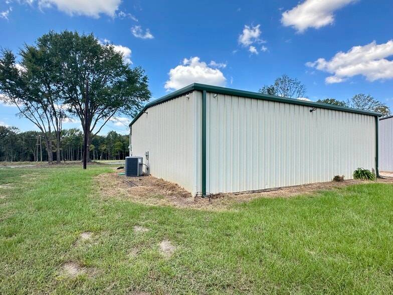 More Photos Of 11412 County 490 rd, Tyler Flex For Lease