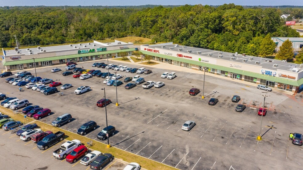 More Photos Of 7885 Moffett Rd, Semmes Unknown For Lease