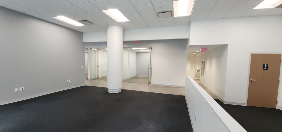 More Photos Of 805 Peachtree St NE, Atlanta Apartments For Lease