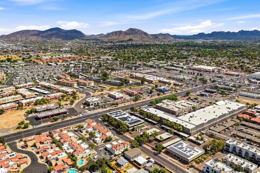 More Photos Of 2051 W Northern Ave, Phoenix Medical For Lease