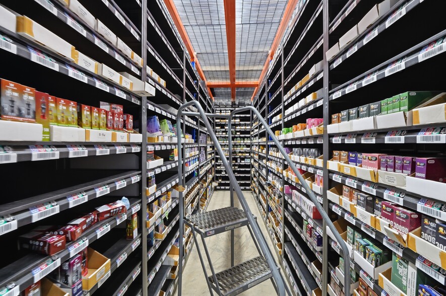 More Photos Of 610 Ryan Ave, Westville Warehouse For Lease