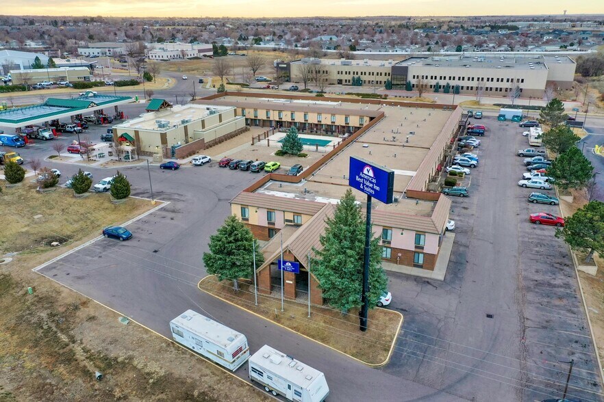 Primary Photo Of 4333 E Mulberry St, Fort Collins Hotel For Sale