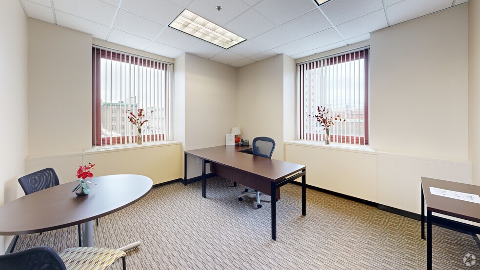 Photo of 7th Floor Ste Office for 3