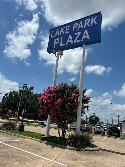 More Photos Of 359 Lake Park Rd, Lewisville Storefront For Sale