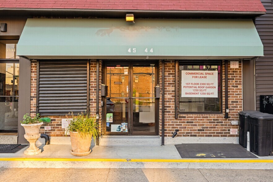 More Photos Of 45-44 Vernon Blvd, Long Island City Apartments For Lease