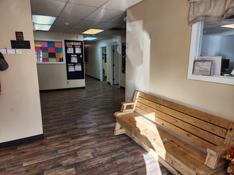 More Photos Of 743 Columbia Tpke, East Greenbush Medical For Lease