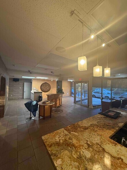 More Photos Of 427 Front St, Catasauqua Storefront Retail Residential For Lease