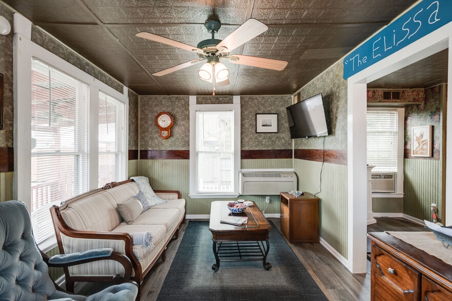 More Photos Of 706 Bradford Ave, Kemah Land For Sale