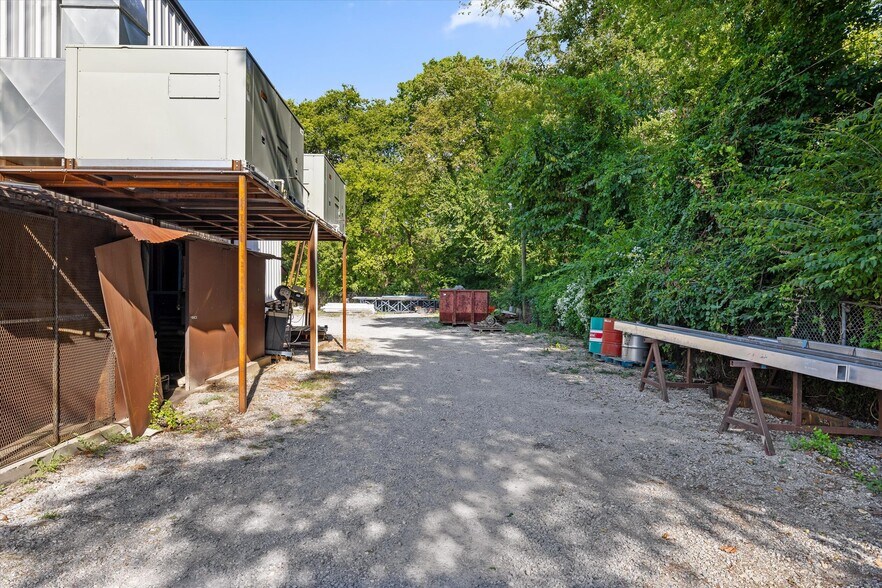 More Photos Of 1410 Workman Rd, Chattanooga Manufacturing For Lease