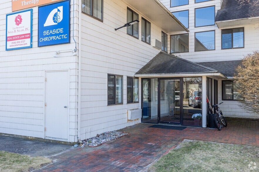 More Photos Of 320 Washington St, Norwell Office For Sale